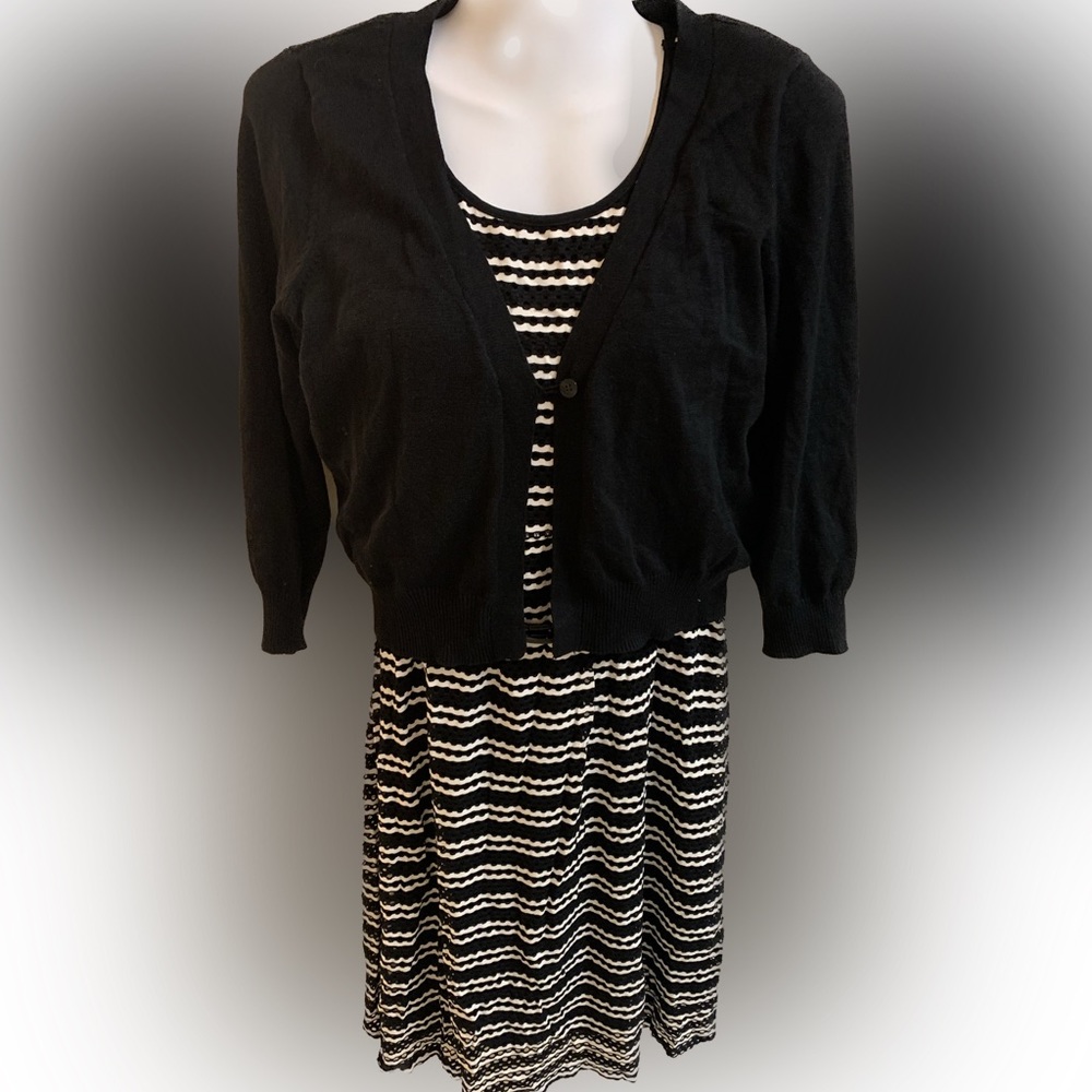 🤰🏼Motherhood Maternity Sleeveless Dress with Matching Cardigan